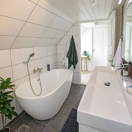 Ix Otel 4*